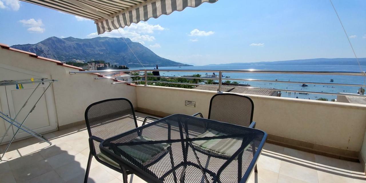 Apartments Rica Omis Bagian luar foto